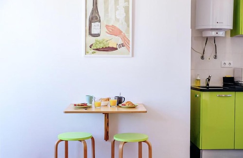 Casal da Ladeira Apartment | SWEET LEMON - Bright Studio near Metro & Airport