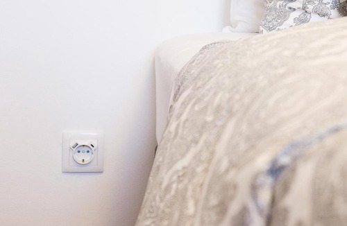 Casal da Ladeira Apartment | SWEET LEMON - Bright Studio near Metro & Airport