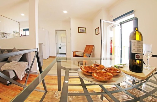 Santo Estevao Apartment | SweetHome at Alfama's Heart