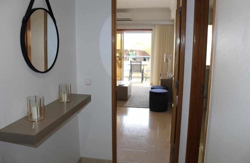 Alporchinhos Apartment | T0 Quinta das Palmeiras 2.3 R/C C