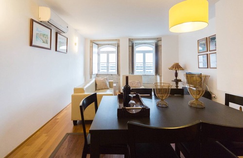 Monserrate House | T2 Duplex in the City Center - View to Gil Eanes boat