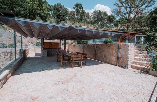 Vieira do Minho House | T2 - House Autumn | 01