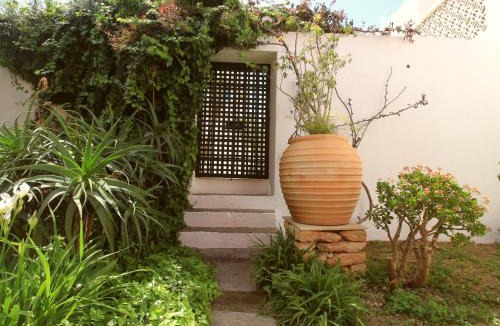 Tavira Cabin | Tavira Townhome with private Garden