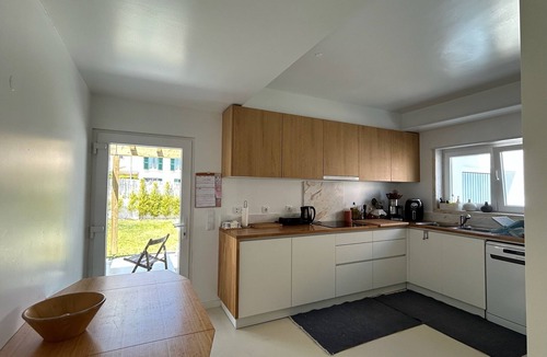 Cascais Villa | The Blue House Estoril, Pergola and Lounge - 5 mins from the beachand woodland