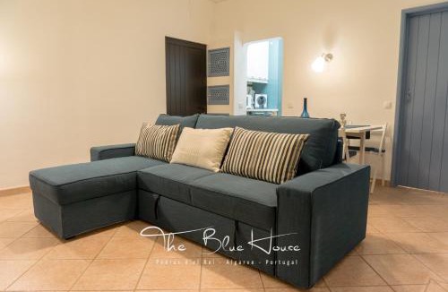 Santa Luzia Apartment | The Blue House, Pedras D'el Rei, Tavira