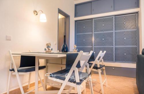 Santa Luzia Apartment | The Blue House, Pedras D'el Rei, Tavira