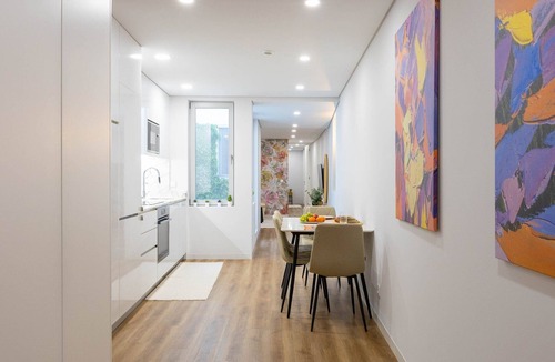 Monserrate Apartment | The Floral Central Pearl by Portugal Active