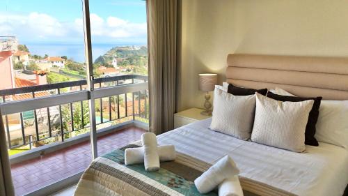 Sao Miguel do Rio Torto House | The Gray House