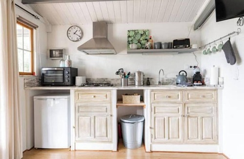 Olhao Apartment | The Hideout - Green Haven cottage with pool