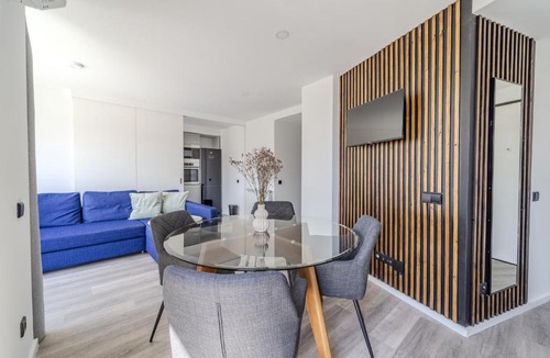 Braga Apartment | The Locomotive Flat by House and People