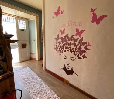 Faja Grande Hostel | The Pink House