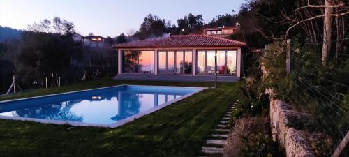 Portela House | The Pool House