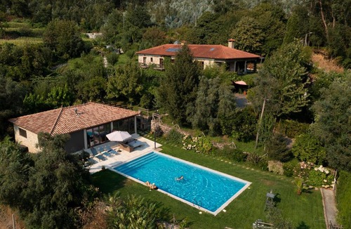 Portela House | The Pool House