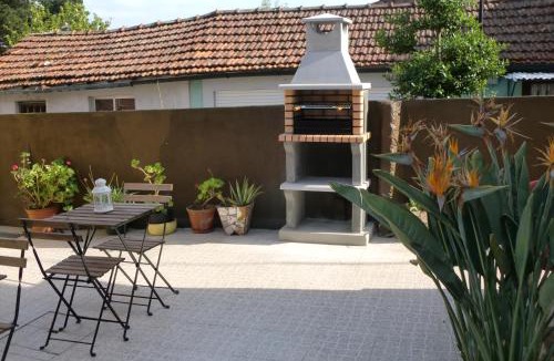 Santa Marinha House | The Yellow House 2