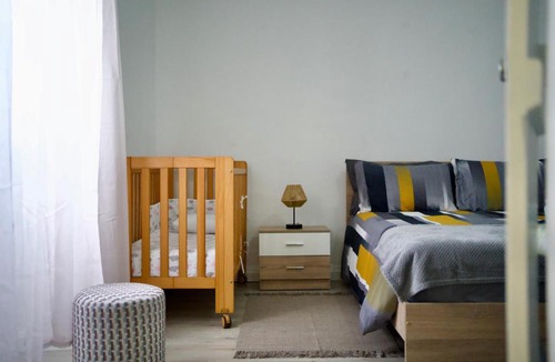 Nordeste House | The Yellow House