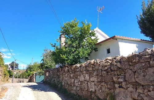Pedrogao Pequeno House | Tiny Cottage