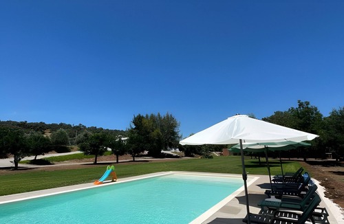 Elvas Villa | Tiny Home Casa da Janeca with Shared Pool, Wi-Fi and Air Conditioning