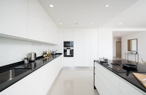Lagos Apartment | Top Floor Luxury Lagos Apartment