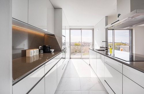 Senhora da Hora Apartment | Tranquil Retreat near the CityGolf