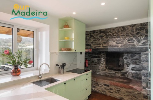 Prazeres Villa | Tranquil Villa Close to Facilities - NatureScape