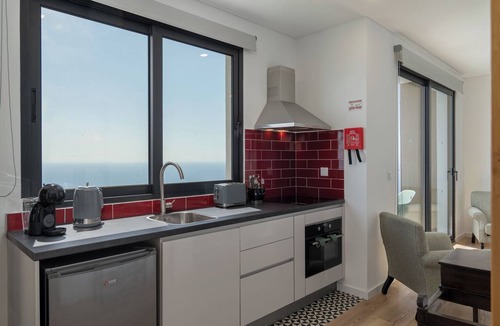 Paul do Mar Cottage | Tranquil with seaview|Ocean Hills Garden Studio