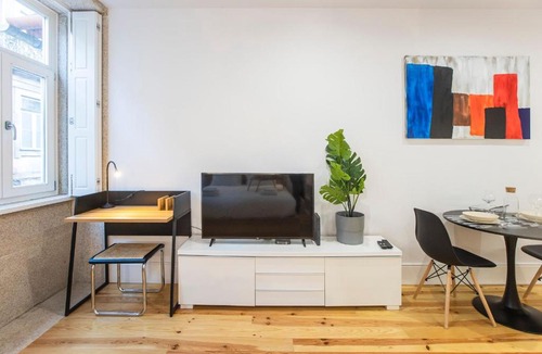 Bonfim Apartment | Trendy Vintage Downtown by LovelyStay