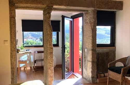 Sao Joao da Pesqueira Apartment | TREVO dOURO refuge for 2 and artisanal breakfast in the Douro Valley
