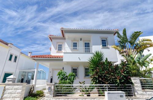 Nazare Villa | Trueby's Tapada - Amazing Villa with Pool & Ocean View By Silver Prop