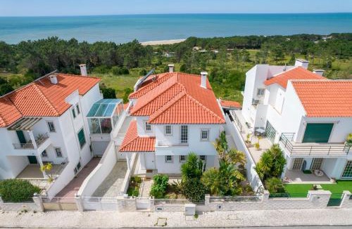 Nazare Villa | Trueby's Tapada - Amazing Villa with Pool & Ocean View By Silver Prop