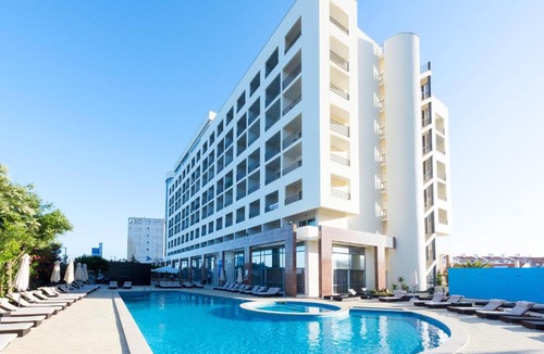 Costa de Caparica Hotel | TRYP by Wyndham Lisboa Caparica Mar
