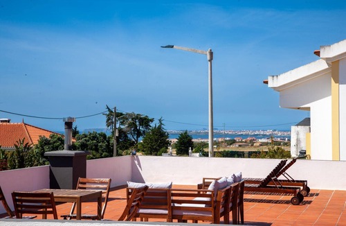 Sao Bernardino Apartment | Tulip - SilverCoast Apartments