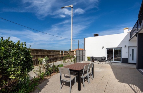 Sao Bernardino Apartment | Tulip - SilverCoast Apartments