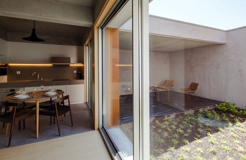 Bonfim Apartment | Two Bedroom Deluxe Apartment with Patio & Private Garden
