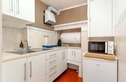 Misericordia Apartment | Typical Duplex Apartment in Bairro Alto