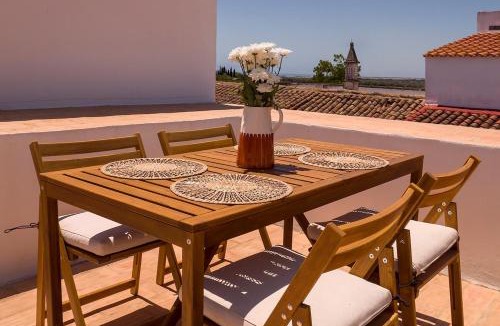 Vila Real Santo Antonio Apartment | Typical Village House with Sea View - Santa Rita