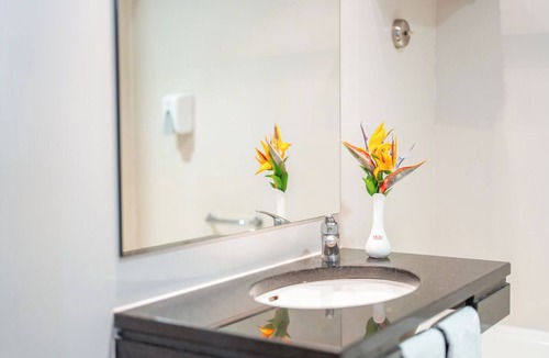 Sao Martinho Hotel | Ultimate Madeira Getaway! Garden View, Swimming Pool, Close to Lido Promenade