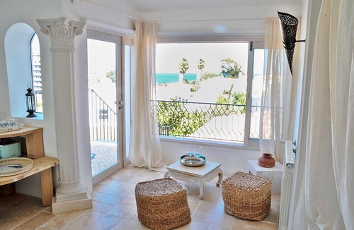 Lagos Hotel | Uma Casa à Beira Sol