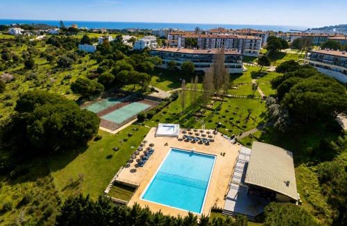 Telheiro Apartment | Up to 5 Guests, 5 Min from Meia Praia, Pool & Tennis