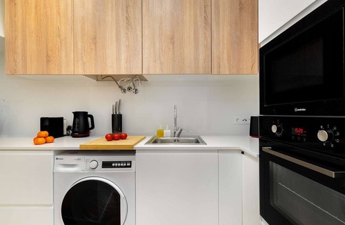 Sao Jose Apartment | Urban Retreat in Prime Lisbon Location