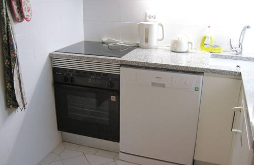 Quinta do Lago Apartment | V200 - 1 Bedroom Apartment in Quinta do Lago by Shirley Dunne