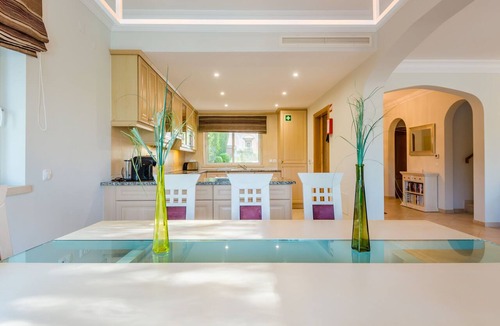 Atalaia House | Vacation home by Interhome