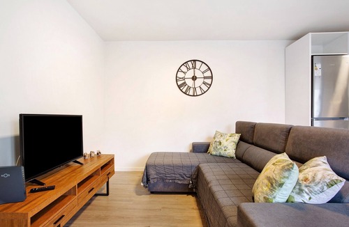 Vila Baleira House | Vacation Home in Porto Santo "Fonte São João" with Private Terrace & Wi-Fi