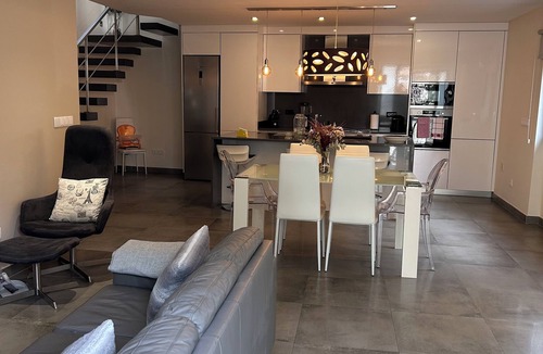 Monte House | Vacation Home