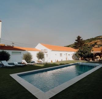 Sao Joao da Pesqueira Villa | Valadouro Dona Adelaïde With a Pool