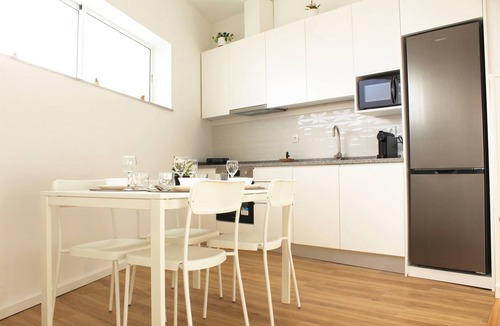 Porto Apartment | Valbom Hideaway Light, Style and Peace