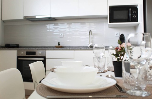 Porto Apartment | Valbom Hideaway Light, Style and Peace