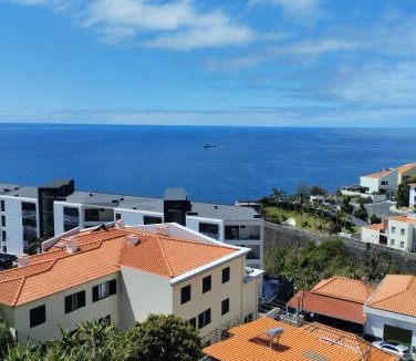 Camara de Lobos Apartment | Varanda para o Oceano Sunset Stay