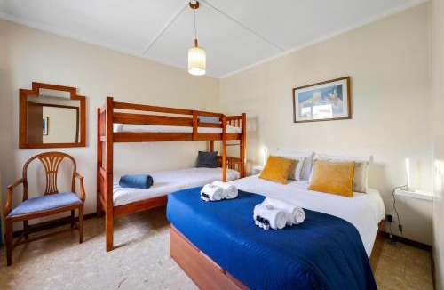 Portimao Apartment | Vau Beach-Sea View-AC-600m to Vau Beach-Pool