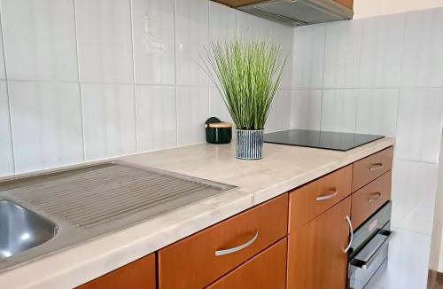Portimao Apartment | Vau Beach-Sea View-AC-600m to Vau Beach-Pool