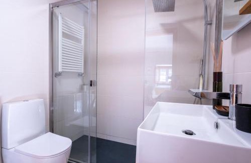 Leixões House | Ventura Stay - Bright and Stylish Studio in the Heart of Matosinhos